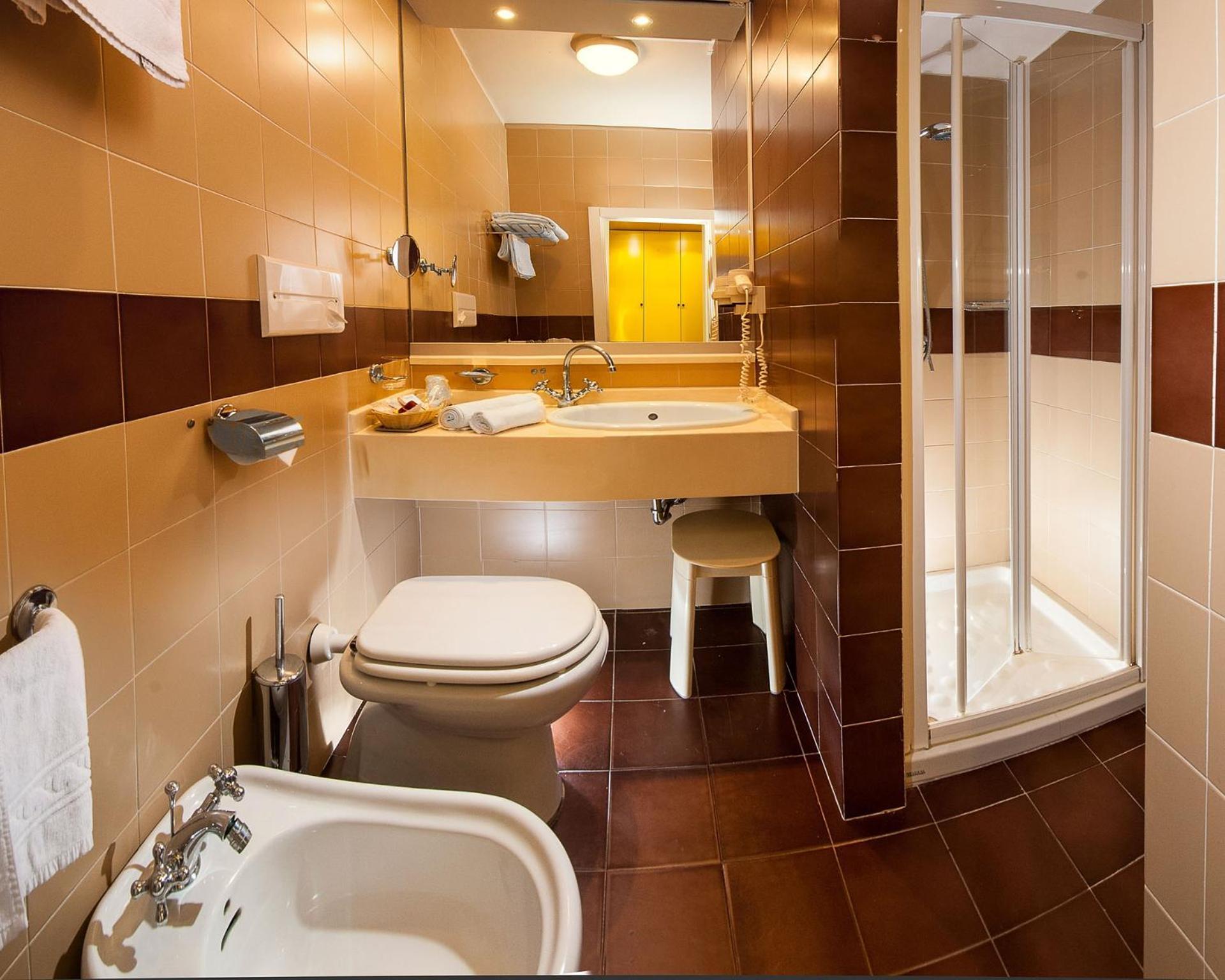 ריצ'יונה Hotel Sarti מראה חיצוני תמונה